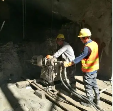 碧江水下抗分散灌浆料特点 水下不分散注浆料介绍